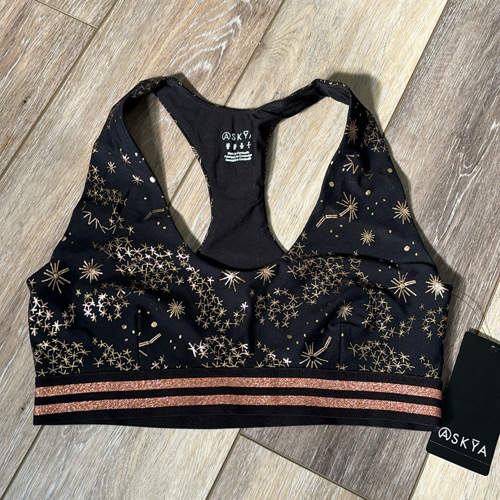 NWT Askya Sports Bra Size Medium